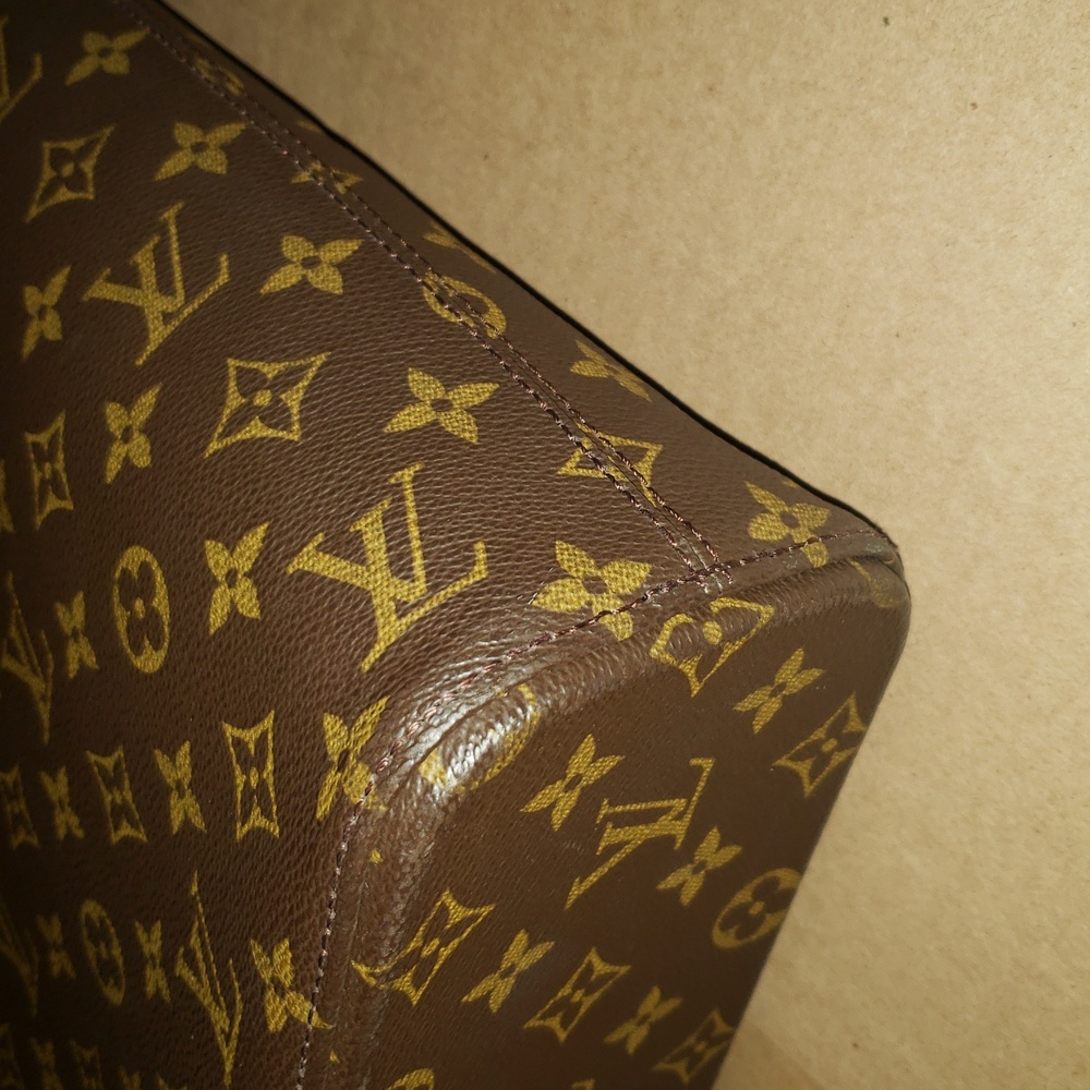 LV Luco Tote EUC Pocket Protector for Minor Peeling - Picture 8 of 17
